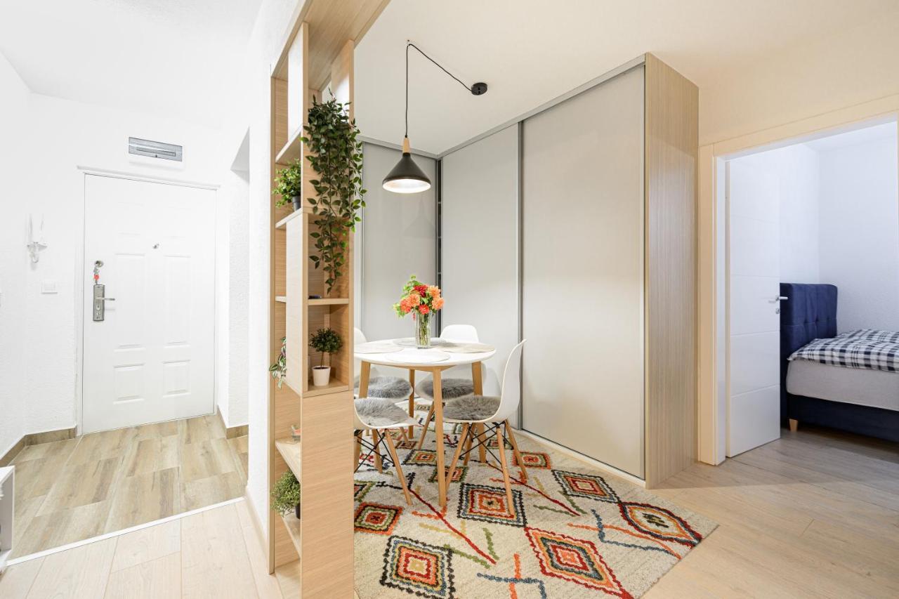 Apartment Una Alipasino With Two Bedrooms SJJ Exteriér fotografie