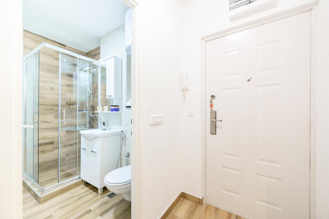 Apartment Una Alipasino With Two Bedrooms SJJ Exteriér fotografie